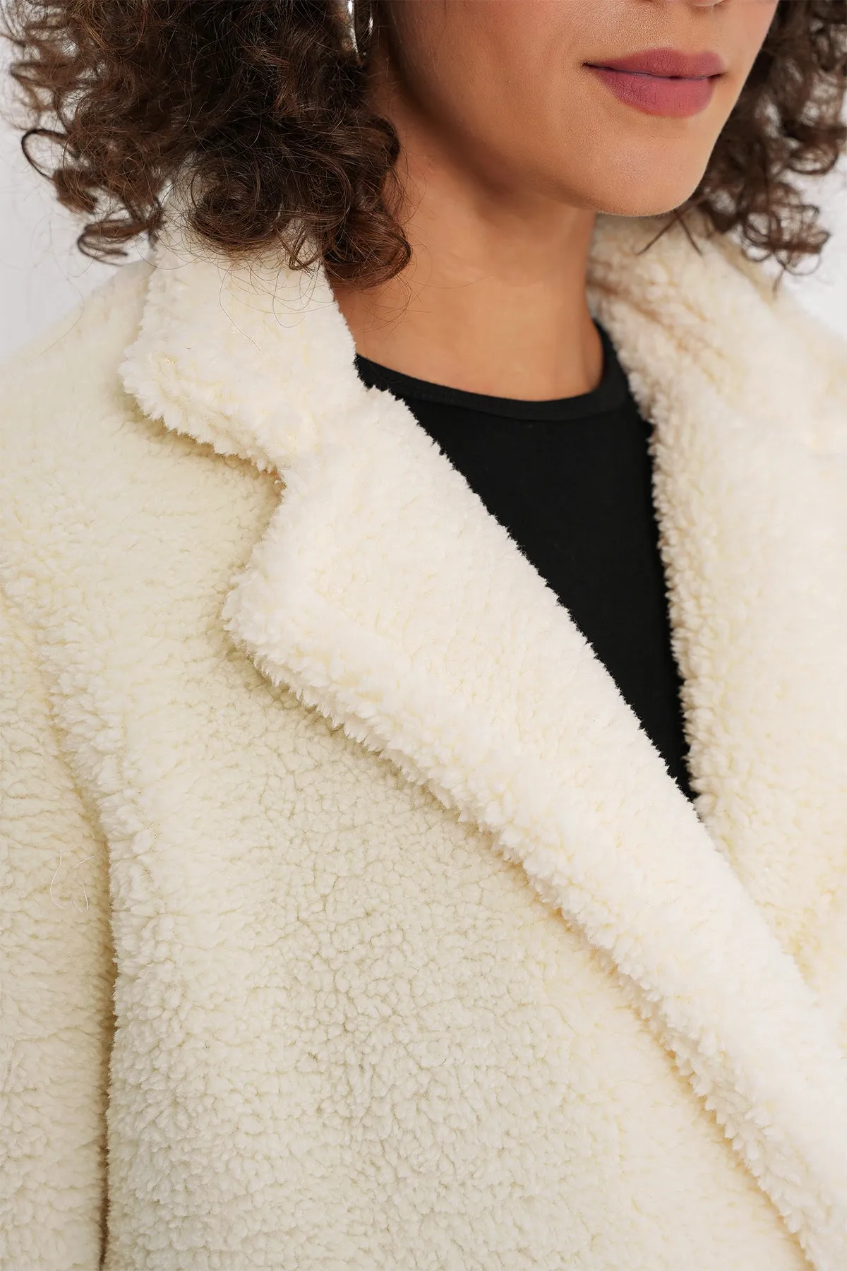 9148 oversize peluş kaban